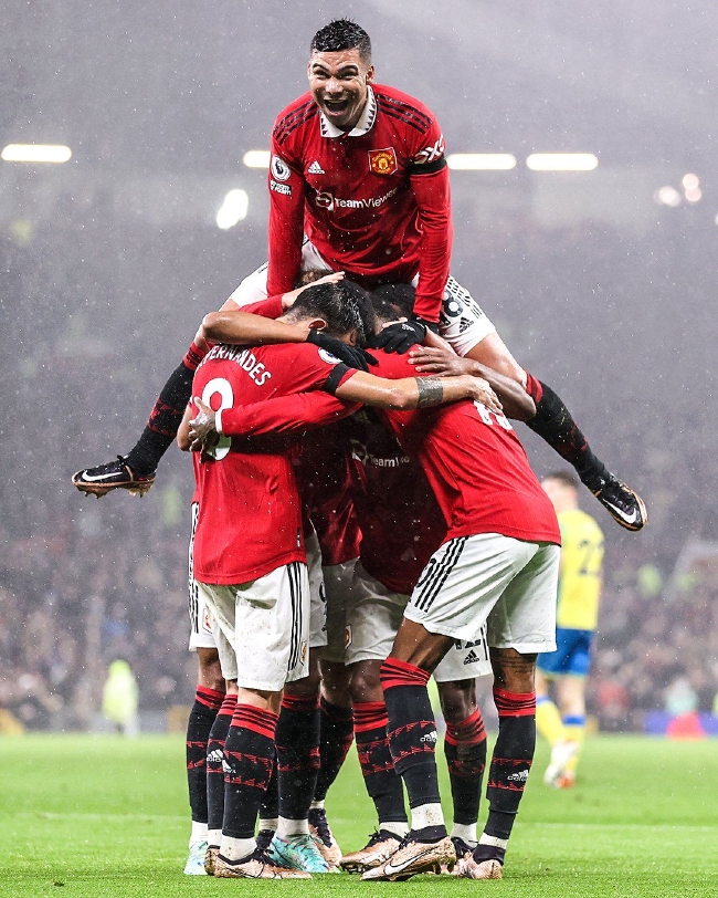 场体育界的 场体育界的